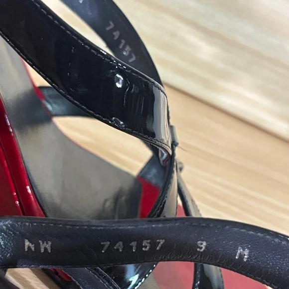 Stuart Weitzman Black Patent Leather Red Wedge Sandals Size 8.5M - Picture 10 of 12